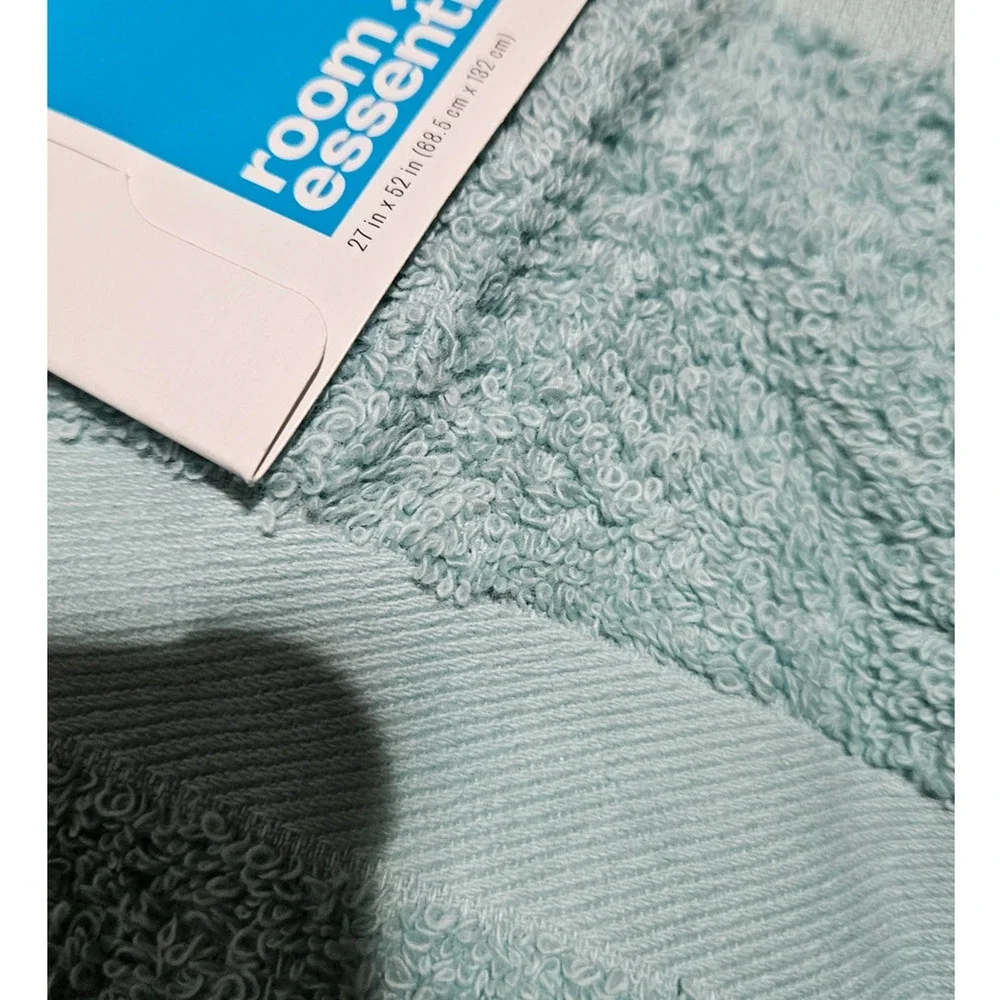 Room Essentials Everyday Bath Towel Okeo-Tex  27x52 Aqua Mint Set of 2 NWT